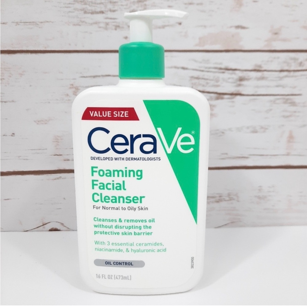 CeraVe Foaming Facial Cleanser for Normal to Oily Skin -16fl oz